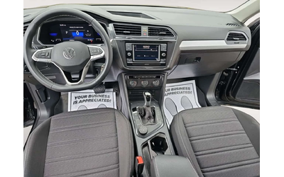 VW Tiguan * Trendline * CARFAX * 2 КЛЮЧА * ПОДГРЕВИ - автомобили, коли, обяви за нови и употребявани 8