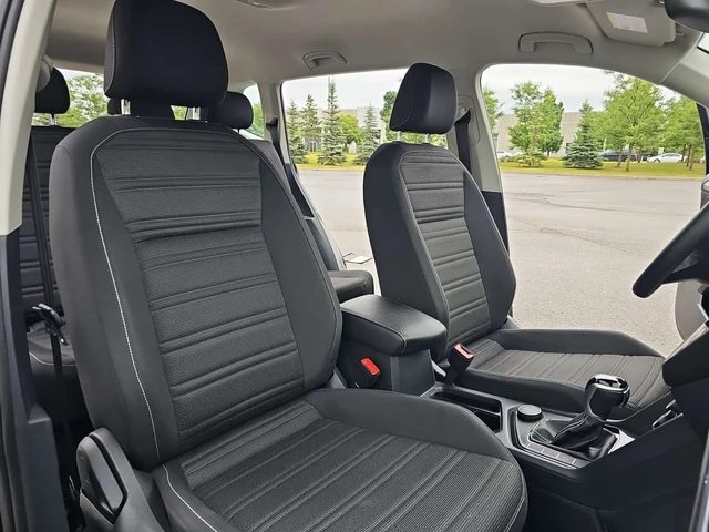 VW Tiguan * Trendline * CARFAX * 2 КЛЮЧА * ПОДГРЕВИ - автомобили, коли, обяви за нови и употребявани 9