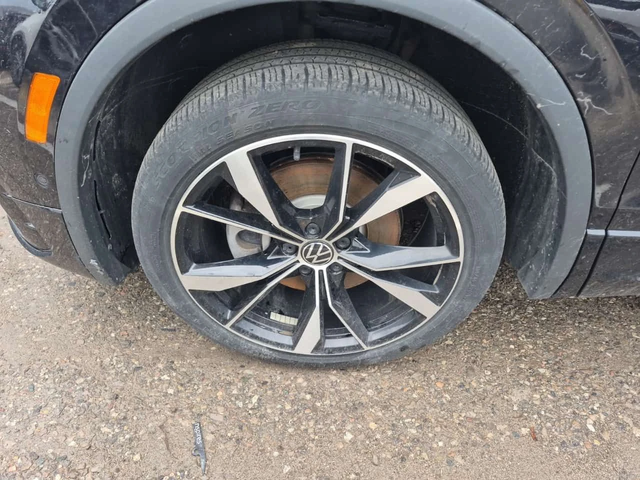 VW Tiguan * HIGHLINE R LINE * CARFAX * ПАНОРАМА * ОБДУХВАНЕ - автомобили, коли, обяви за нови и употребявани 5