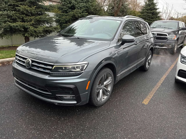 VW Tiguan * Highline * PANO* KEYLESS* ПОДГРЕВ* - автомобили, коли, обяви за нови и употребявани 0