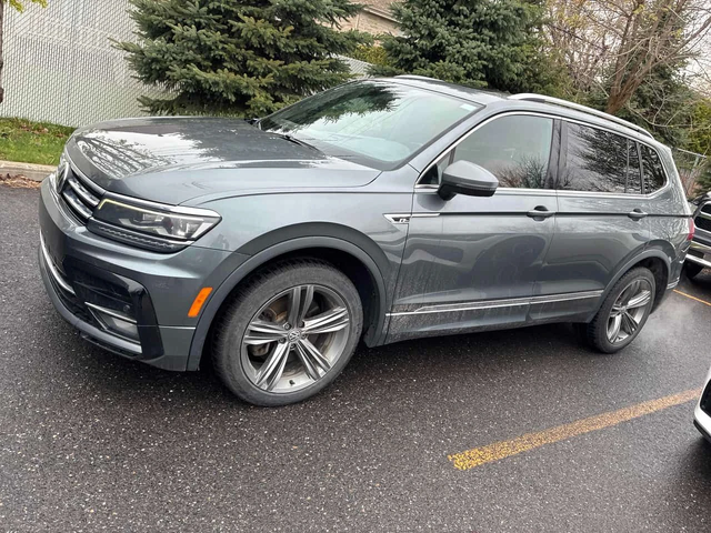 VW Tiguan * Highline * PANO* KEYLESS* ПОДГРЕВ* - автомобили, коли, обяви за нови и употребявани 1