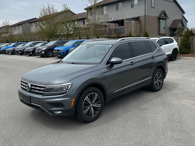 VW Tiguan * Highline * КАМЕРА * ПОДГРЕВ * ПАМЕТ * NAVI - автомобили, коли, обяви за нови и употребявани 0
