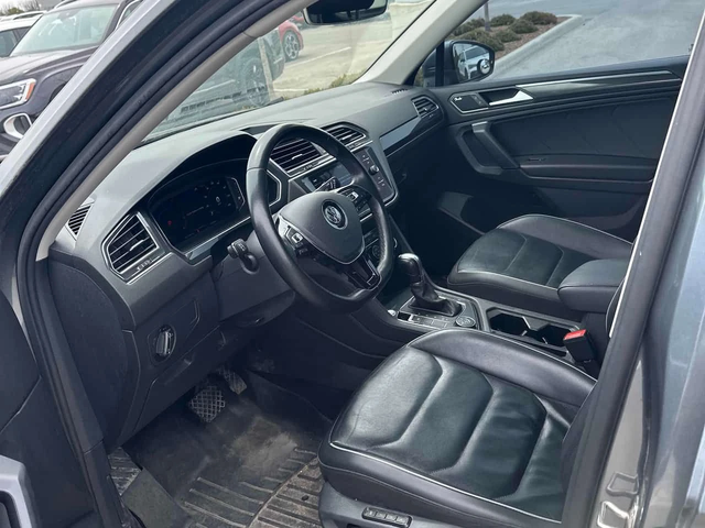 VW Tiguan * Highline * КАМЕРА * ПОДГРЕВ * ПАМЕТ * NAVI - автомобили, коли, обяви за нови и употребявани 4
