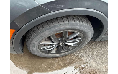 VW Tiguan * COMFORTLINE * 2 КЛЮЧА* KEYLESS* PANO* ПОДГРЕВ* - автомобили, коли, обяви за нови и употребявани 6
