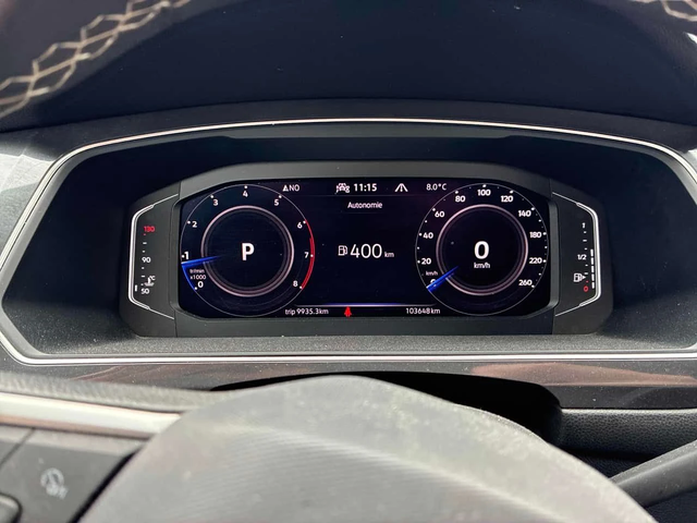 VW Tiguan * COMFORTLINE * 2 КЛЮЧА* KEYLESS* PANO* ПОДГРЕВ* - автомобили, коли, обяви за нови и употребявани 7
