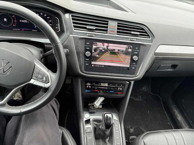 VW Tiguan * COMFORTLINE * 2 КЛЮЧА* KEYLESS* PANO* ПОДГРЕВ* - автомобили, коли, обяви за нови и употребявани 8