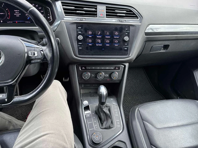 VW Tiguan * HIGHLINE * CARFAX * Без инциденти * - автомобили, коли, обяви за нови и употребявани 5