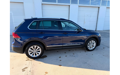VW Tiguan 2.0tdi 150k.c* Digital* Navi* Highline* NOVA* - автомобили, коли, обяви за нови и употребявани 12