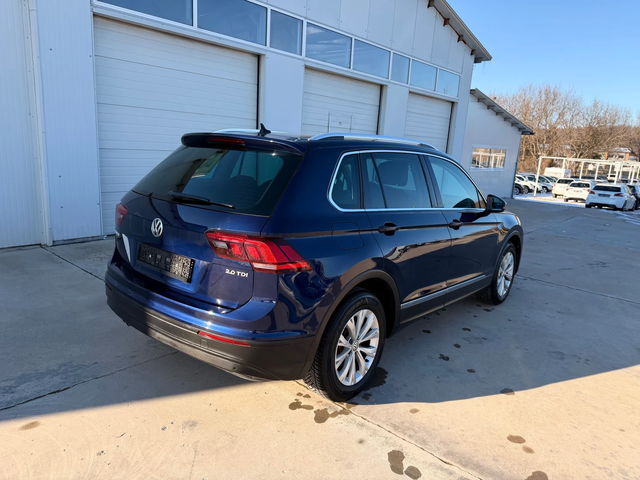 VW Tiguan 2.0tdi 150k.c* Digital* Navi* Highline* NOVA* - автомобили, коли, обяви за нови и употребявани 13