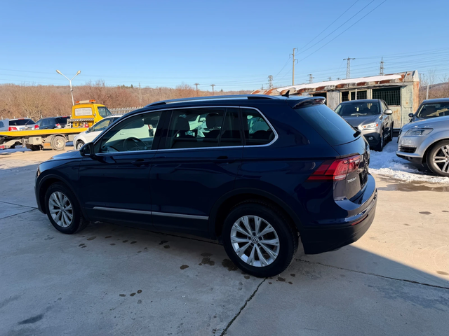 VW Tiguan 2.0tdi 150k.c* Digital* Navi* Highline* NOVA* - автомобили, коли, обяви за нови и употребявани 4