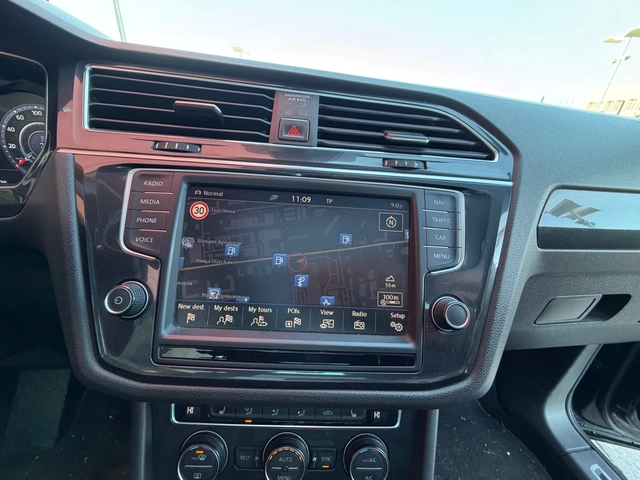 VW Tiguan 2.0TDI* DSG* Digital* LED - автомобили, коли, обяви за нови и употребявани 11