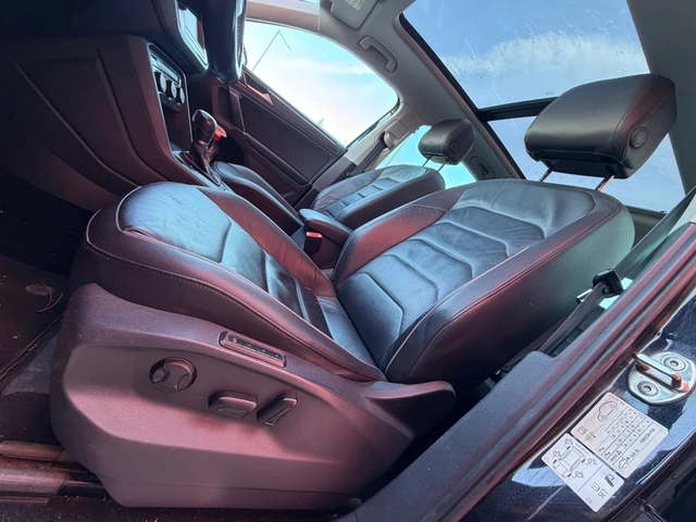 VW Tiguan 2.0TDI* DSG* Digital* LED - автомобили, коли, обяви за нови и употребявани 13