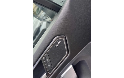 VW Tiguan Highline R-Line * CARFAX * АВТО КРЕДИТ * - автомобили, коли, обяви за нови и употребявани 9