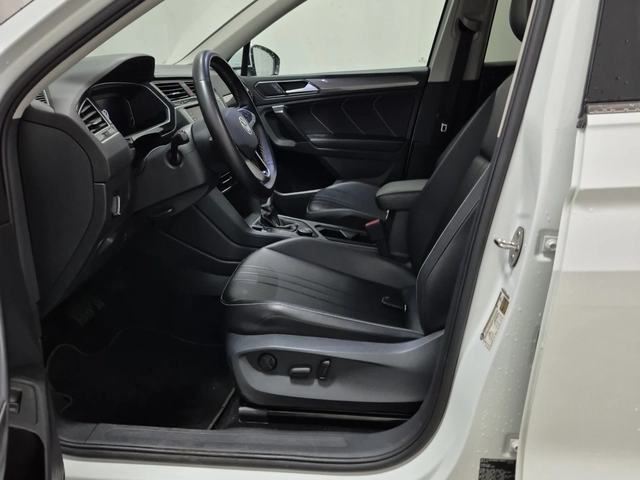 VW Tiguan Comfortline * CARFAX - автомобили, коли, обяви за нови и употребявани 7
