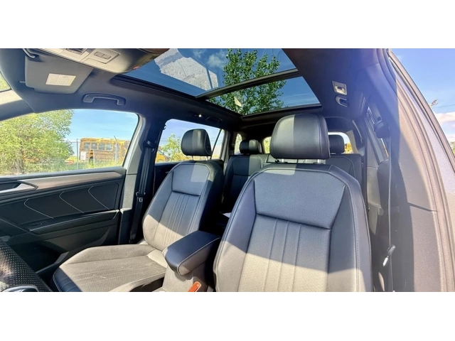 VW Tiguan BLACK LINE * R LINE * БЕЗ ИНЦИДЕНТИ * CARFAX * - автомобили, коли, обяви за нови и употребявани 10