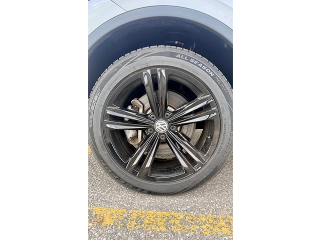VW Tiguan BLACK LINE * R LINE * БЕЗ ИНЦИДЕНТИ * CARFAX * - автомобили, коли, обяви за нови и употребявани 12