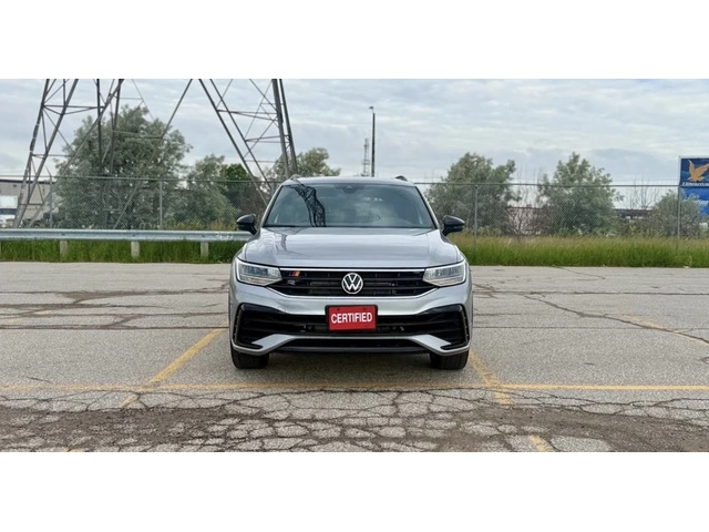 VW Tiguan BLACK LINE * R LINE * БЕЗ ИНЦИДЕНТИ * CARFAX * - автомобили, коли, обяви за нови и употребявани 1
