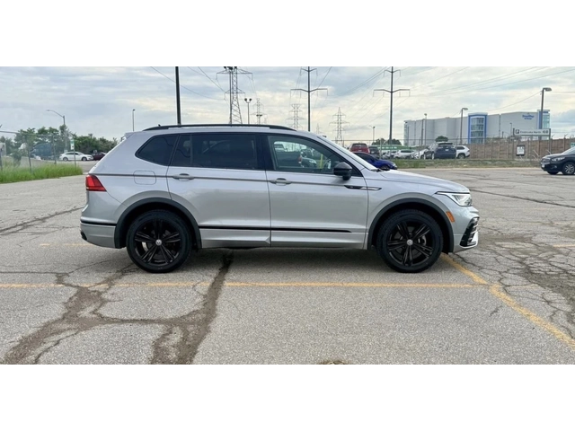 VW Tiguan BLACK LINE * R LINE * БЕЗ ИНЦИДЕНТИ * CARFAX * - автомобили, коли, обяви за нови и употребявани 3