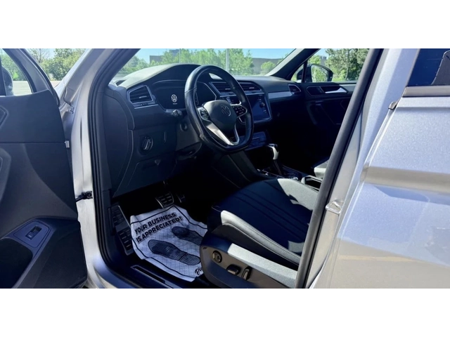 VW Tiguan BLACK LINE * R LINE * БЕЗ ИНЦИДЕНТИ * CARFAX * - автомобили, коли, обяви за нови и употребявани 7