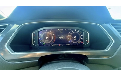 VW Tiguan BLACK LINE * R LINE * БЕЗ ИНЦИДЕНТИ * CARFAX * - автомобили, коли, обяви за нови и употребявани 9