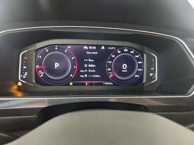 VW Tiguan COMFORTLINE R-LINE BLACK EDITION/AWD/Pano - автомобили, коли, обяви за нови и употребявани 12