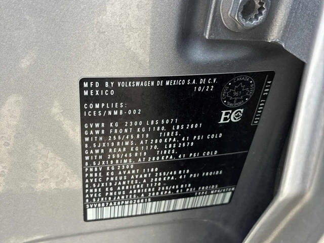 VW Tiguan Comfortline R-Line Black Edition * CARFAX - автомобили, коли, обяви за нови и употребявани 12