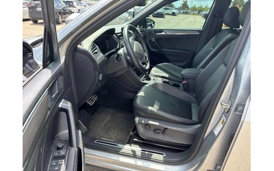 VW Tiguan Comfortline R-Line Black Edition * CARFAX - автомобили, коли, обяви за нови и употребявани 6