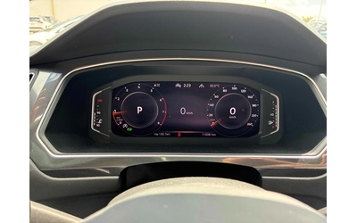 VW Tiguan Comfortline R-Line Black Edition * CARFAX - автомобили, коли, обяви за нови и употребявани 8