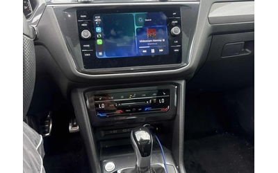 VW Tiguan Comfortline R-Line Black Edition * CARFAX - автомобили, коли, обяви за нови и употребявани 11