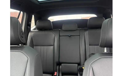 VW Tiguan Comfortline R-Line Black Edition * CARFAX - автомобили, коли, обяви за нови и употребявани 7
