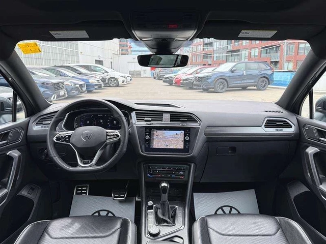 VW Tiguan ПАНОРАМА / КОЖА / R LINE / ЦЕНА ДО БГ - автомобили, коли, обяви за нови и употребявани 11