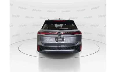 VW Tiguan R-Line Black Edition 4MOTION / ЦЕНА ДО БГ - автомобили, коли, обяви за нови и употребявани 6