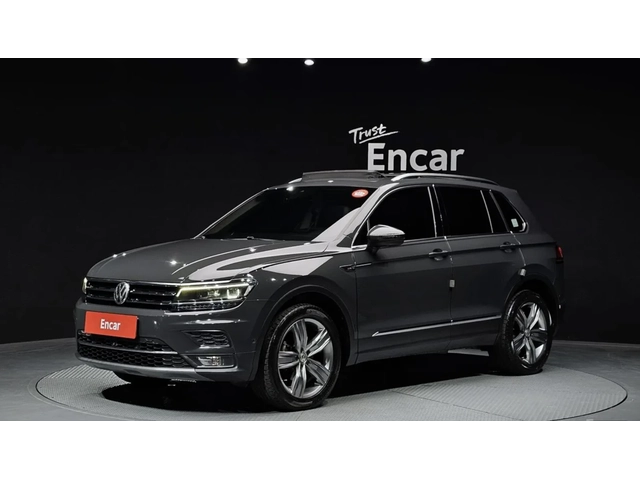 VW Tiguan 2.0 TDI 4MOTION / PRESTIGE / 360 КАМЕРИ / ПАНОРАМА - автомобили, коли, обяви за нови и употребявани 0
