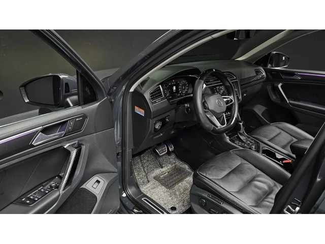 VW Tiguan 2.0 TDI 4MOTION / PRESTIGE / 360 КАМЕРИ / ПАНОРАМА - автомобили, коли, обяви за нови и употребявани 9