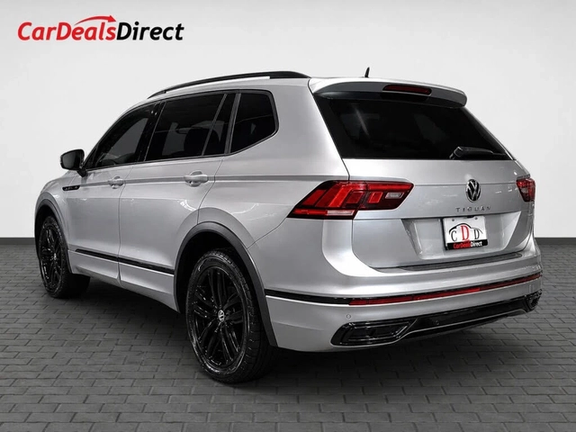 VW Tiguan Comfortline R-Line Black 4Motion - автомобили, коли, обяви за нови и употребявани 3