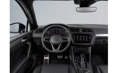 VW Tiguan Comfortline R-Line Black 4Motion - автомобили, коли, обяви за нови и употребявани 7