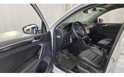 VW Tiguan 2.0 TDI PREMIUM* КОЖА* ПОДГРЕВ* КАМЕРА - автомобили, коли, обяви за нови и употребявани 7