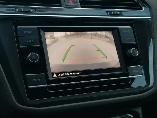 VW Tiguan 4MOTION* CARPLAY* ПОДГРЕВ - автомобили, коли, обяви за нови и употребявани 11