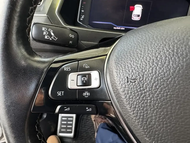 VW Tiguan Highline - автомобили, коли, обяви за нови и употребявани 13