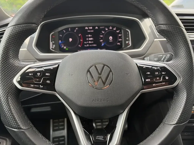 VW Tiguan 4Motion - автомобили, коли, обяви за нови и употребявани 13