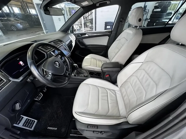 VW Tiguan Highline - автомобили, коли, обяви за нови и употребявани 6
