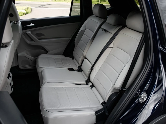 VW Tiguan - автомобили, коли, обяви за нови и употребявани 9