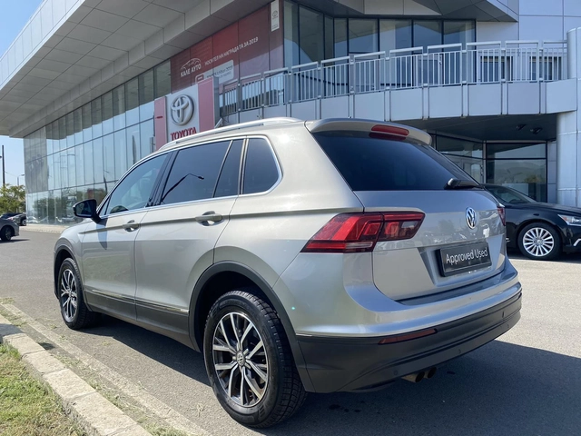 VW Tiguan 2.0 TDI 4MOTION - автомобили, коли, обяви за нови и употребявани 4