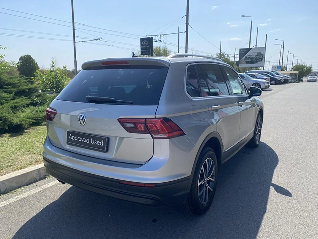 VW Tiguan 2.0 TDI 4MOTION - автомобили, коли, обяви за нови и употребявани 7