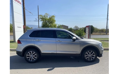 VW Tiguan 2.0 TDI 4MOTION - автомобили, коли, обяви за нови и употребявани 8