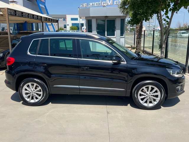 VW Tiguan 2.0TDI, 4-MOTION-ПЪЛНА СЕРВИЗНА ИСТОРИЯ!!! - автомобили, коли, обяви за нови и употребявани 3