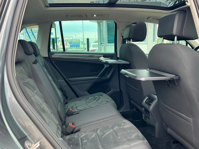 VW Tiguan 2.0TDI, 4-MOTION, HIGHLINE-FULL SERVICE VW-KATO HO - автомобили, коли, обяви за нови и употребявани 13