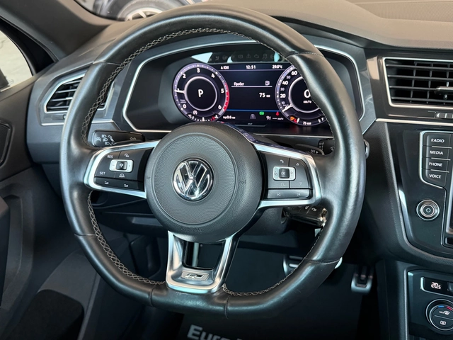 VW Tiguan 2.0TDI-190ps, 4-MOTION, R-LINE, LED, DISTR, PANORA - автомобили, коли, обяви за нови и употребявани 10