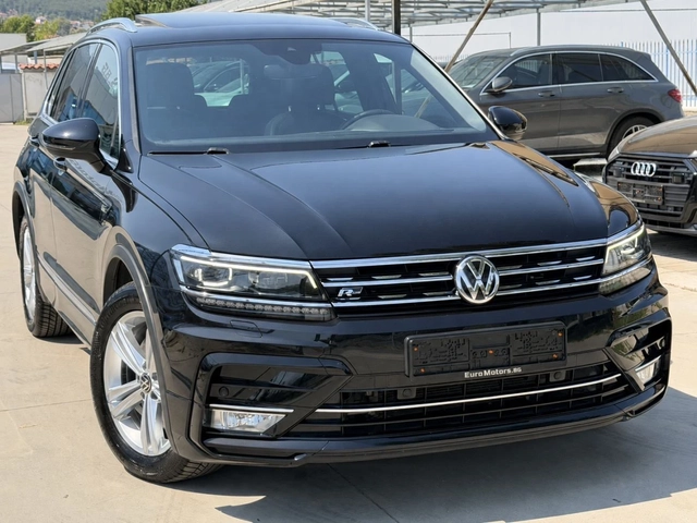 VW Tiguan 2.0TDI-190ps, 4-MOTION, R-LINE, LED, DISTR, PANORA - автомобили, коли, обяви за нови и употребявани 2