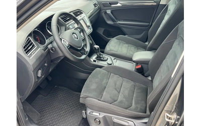 VW Tiguan 2.0TDI, 4-MOTION, HIGHLINE-FULL SERVICE VW-KATO HO - автомобили, коли, обяви за нови и употребявани 8